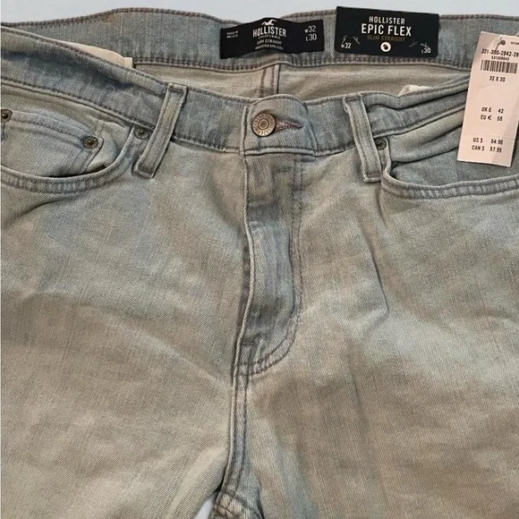 Brand New Hollister Slim Straight Light Wash Jeans - Picture 3 of 4